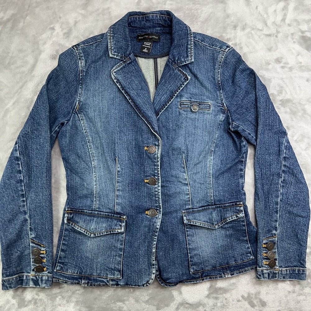 New York & Company Denim Blazer Women's Size 8 Fitted Blue Jean 3 Button Stretch